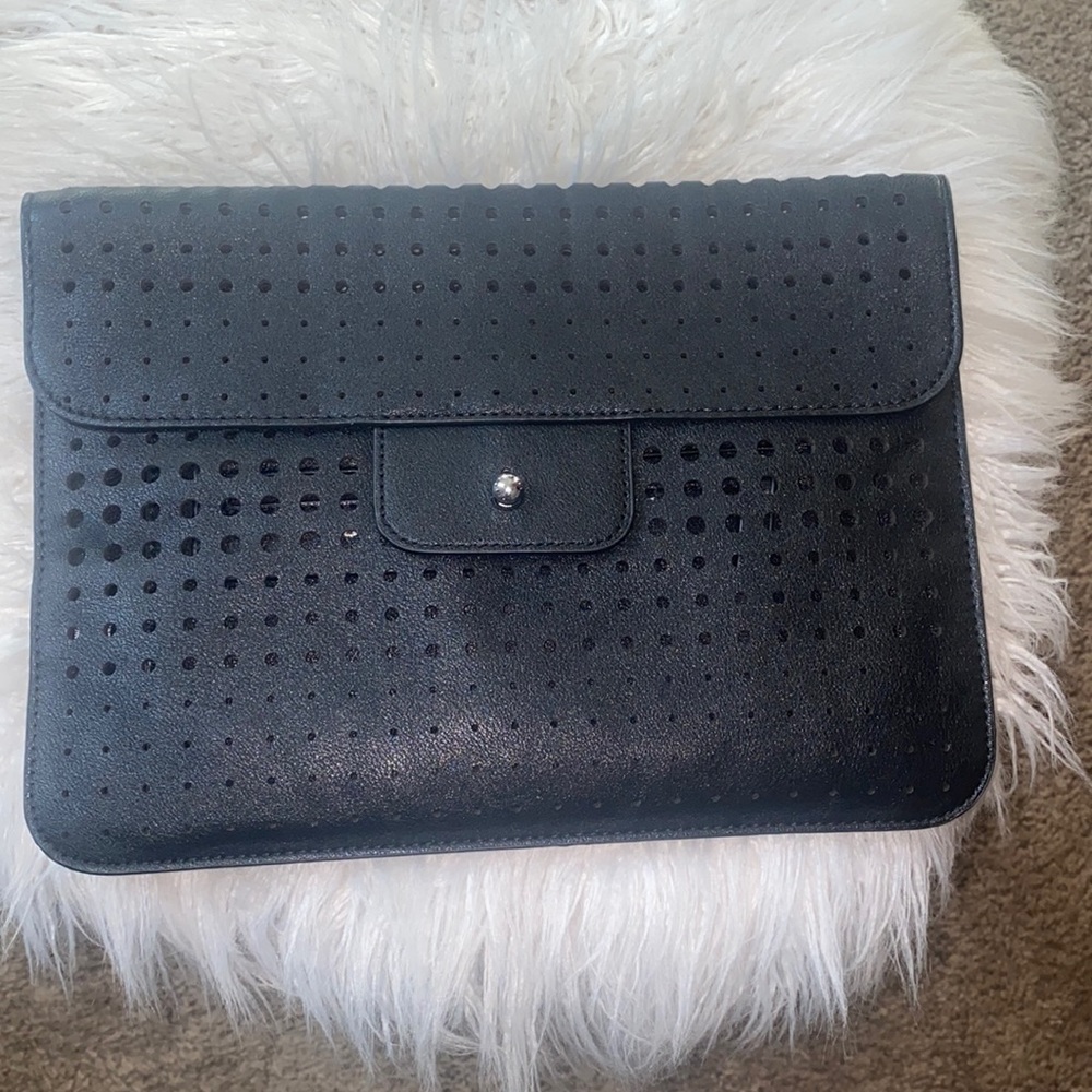 Bcbgeneration Clutch - image 1